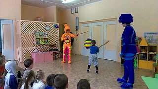 604 X 340  52.7 Kb 604 X 453  69.0 Kb 453 X 604  51.1 Kb 453 X 604  49.9 Kb Детские аниматоры! Ведущие! Креатив-студия 'Экспресс Чудес'