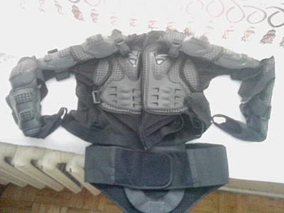 2048 X 1536 449.9 Kb    