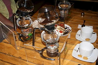 1920 X 1280 233.8 Kb   