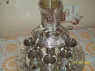 1920 X 1440 288.6 Kb 1920 X 1440 289.5 Kb  