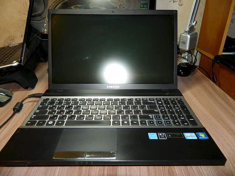 1920 X 1440 271.4 Kb  