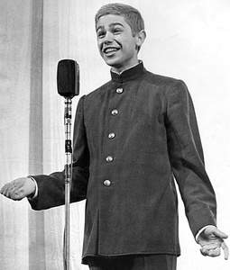 500 X 588 88.9 Kb Узнаёте этих людей?