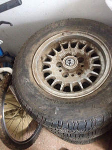 720 X 960 551.7 Kb   BMW TRX-2 6, 5Jx14