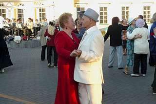 1920 X 1278 230.1 Kb      