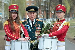 1920 X 1280 285.6 Kb 1920 X 1280 289.1 Kb 1920 X 2880 498.4 Kb 1920 X 1280 161.3 Kb 9 мая 2015: Транспортная помощь Ветеранам в дни празднования 70-летия Победы!