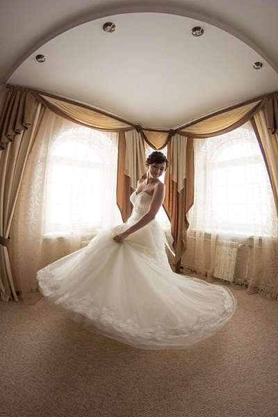 1920 X 2880 412.3 Kb 1920 X 1280 150.7 Kb 1920 X 1280 129.2 Kb     !   ,  !