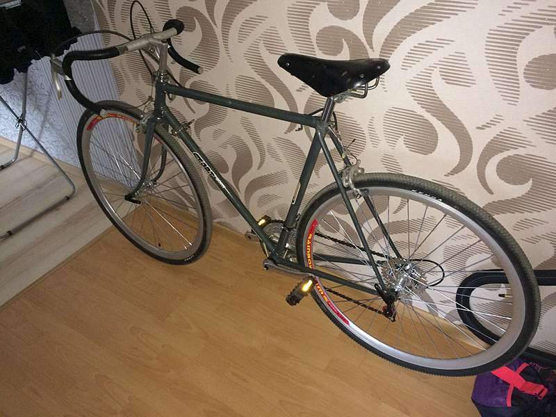 1920 X 1440 239.0 Kb ,    .