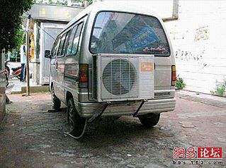 700 X 521 76.1 Kb 700 X 526 43.2 Kb     ?