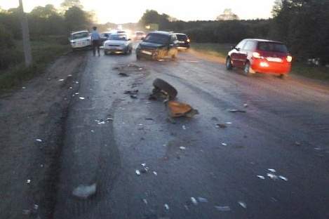 469 x 312 26.05.2015   1  --,  ( ) vs 