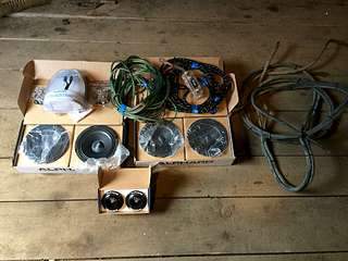 1920 X 1440 254.4 Kb  