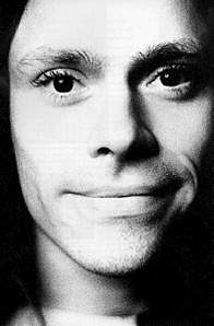 393 X 600 66.3 Kb 200 x 247 Узнаёте этих людей?