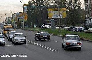 515 X 338 38.1 Kb 13.06.2015 Момент ДТП, ул. Пушкинская. Ford Focus vs велосипедист