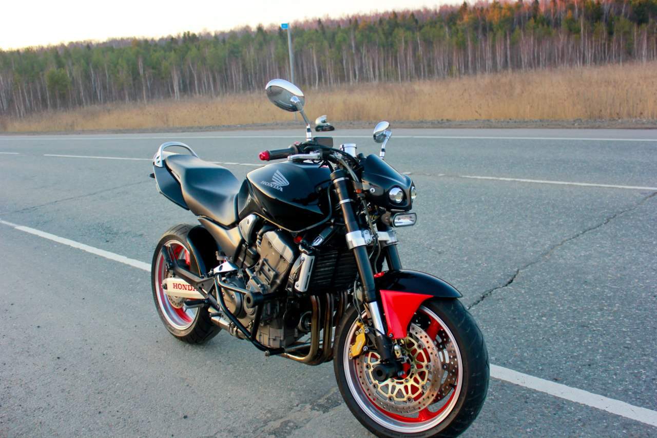 Honda Hornet 600 Street Fighter