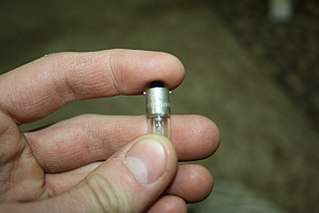 1280 X 853 109.7 Kb    1975 ..