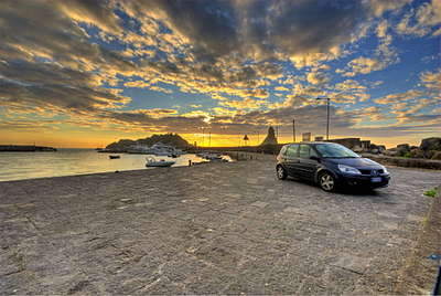 1920 X 1288 295.6 Kb 1920 X 1280 176.1 Kb 1024 X 641 159.0 Kb 773 X 519 144.7 Kb 1022 X 679 79.5 Kb  Sigma 10-20mm EX DC HSM  Canon