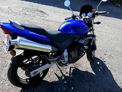 1920 X 1440 382.1 Kb Honda CB 600 F Hornet 2002