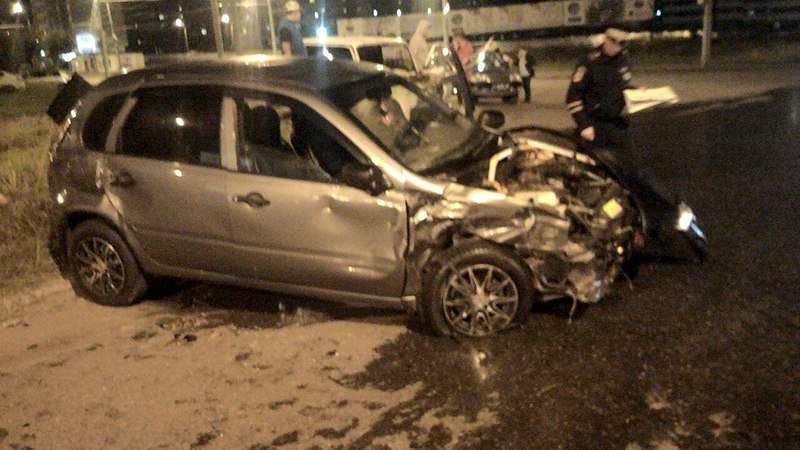 1280 X 720 201.2 Kb 27.07.2015   40  ,  vs 