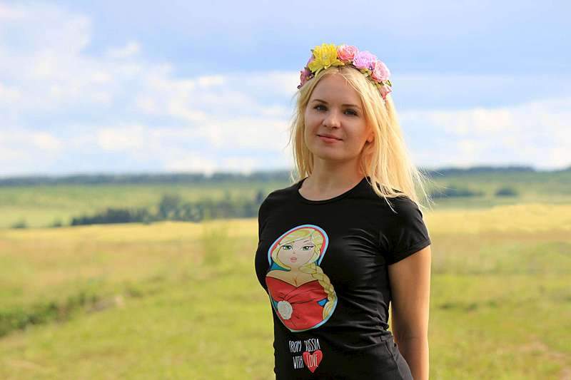 1920 X 1280 105.2 Kb    350 .