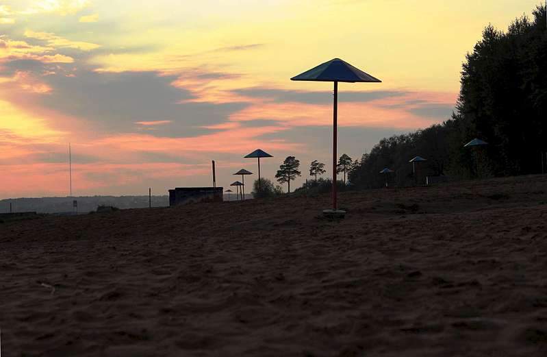 1920 X 1252 111.9 Kb 1920 X 1280 228.8 Kb    350 .