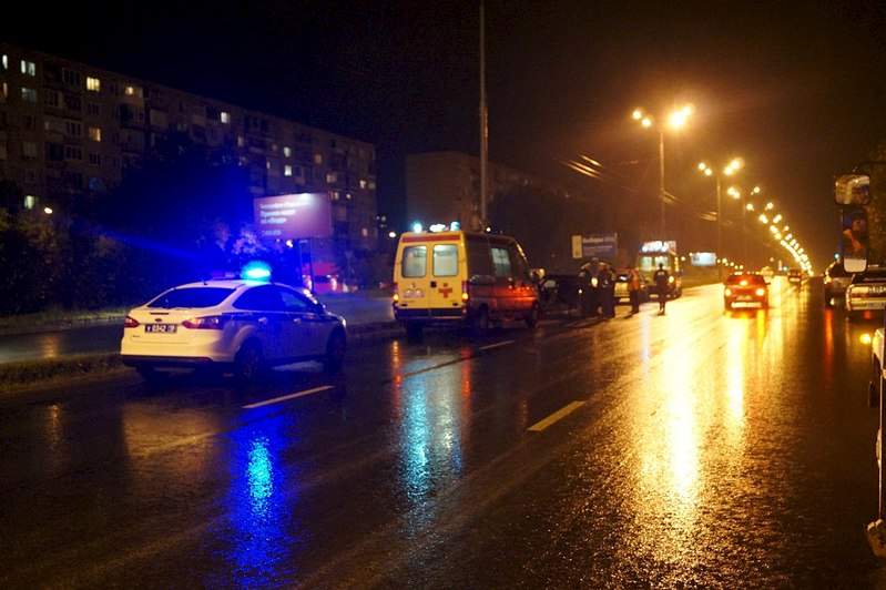 1280 X 852 181.9 Kb 24.08.2015   . 40  ,  2114   