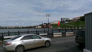 800 X 450 99.8 Kb Шаурма на набережной. Убрать нельзя оставить.