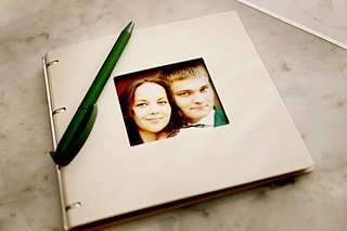 1920 X 1280 123.5 Kb -,  .