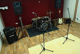 604 X 403 52.7 Kb 604 X 403 51.5 Kb   FM STUDIO