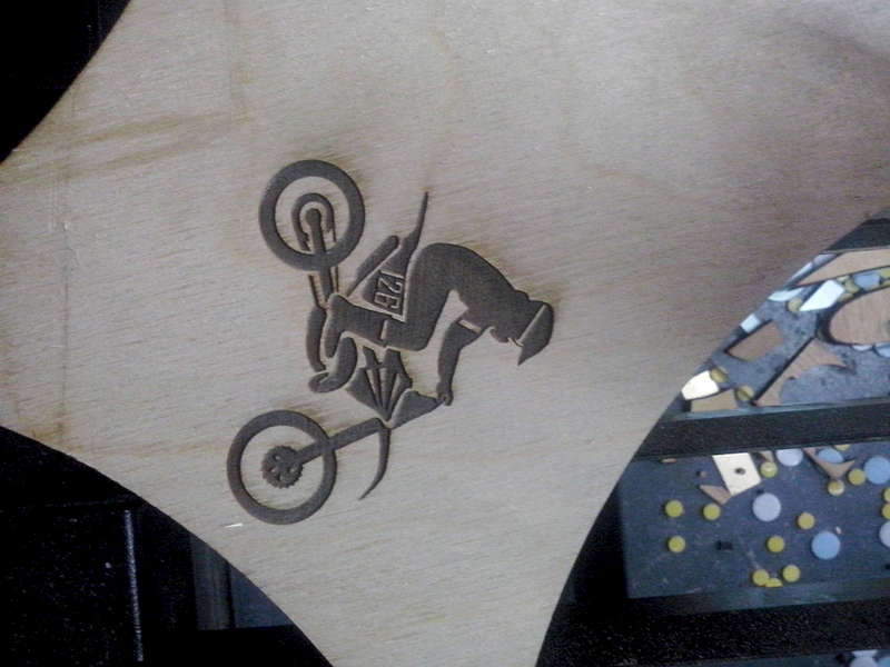 1920 X 1440 152.5 Kb  .  