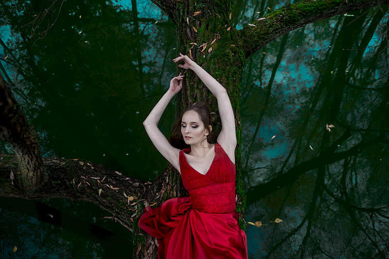 1920 X 1280 304.8 Kb        