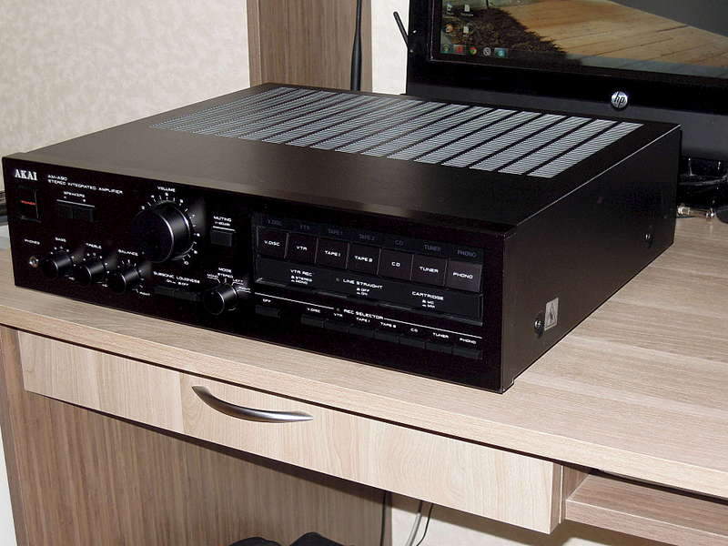 1920 X 1440 295.5 Kb   Akai AM-A90