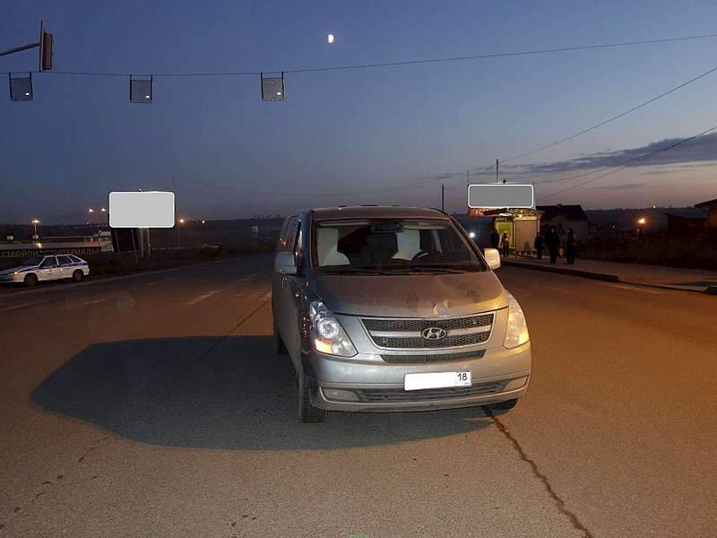 1920 X 1440 157.9 Kb 1920 X 1440 155.8 Kb 21.10.2015 ВИДЕО ДТП на Славянском шоссе около Биатлона. Сбили двух девушек.