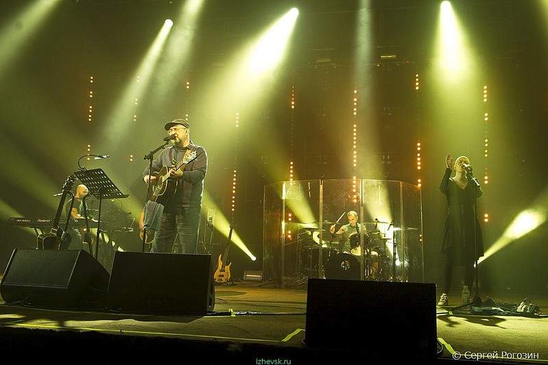 1100 X 734 173.9 Kb 1100 X 734 260.5 Kb  -  -   7   ''