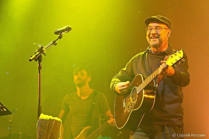 1100 X 734 229.9 Kb  -  -   7   ''