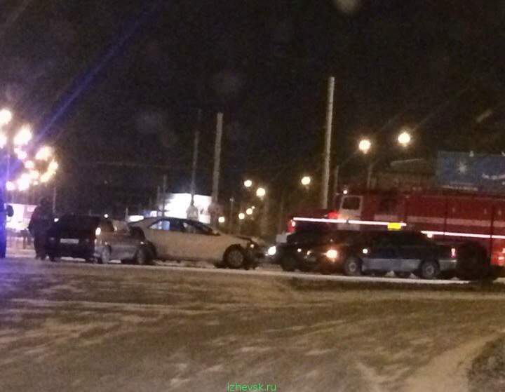 720 x 559 1440 X 864 299.9 Kb 15.11.2015    . 10    9 , Toyota Camry  13