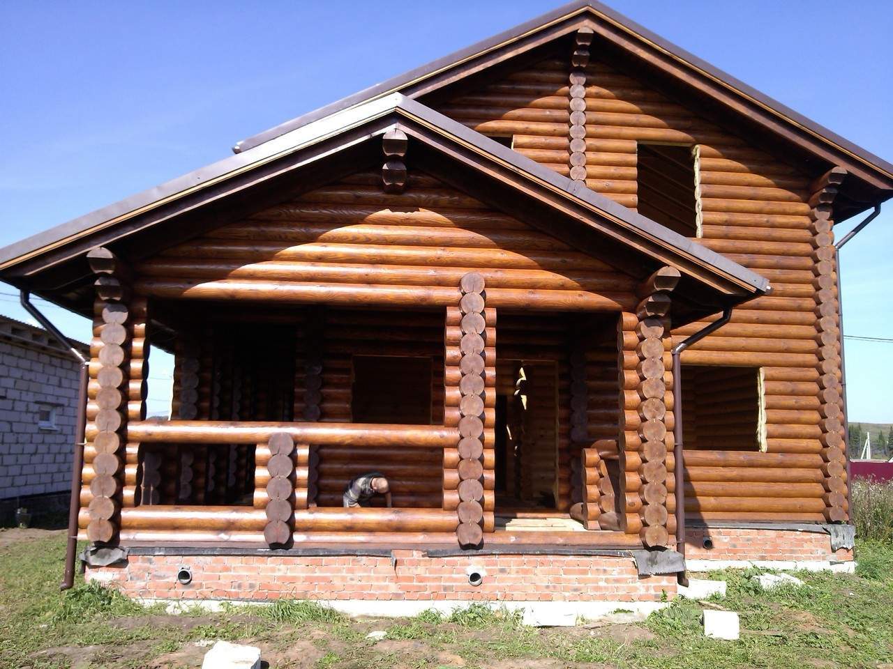 Тиккурила 5062 оцилиндрованного бревна. Бревенчатый дом. Покрасить бревна дома. Тиккурила 5062 оцилиндрованного бревна. Тиккурила 5064 оцилиндрованного бревна.
