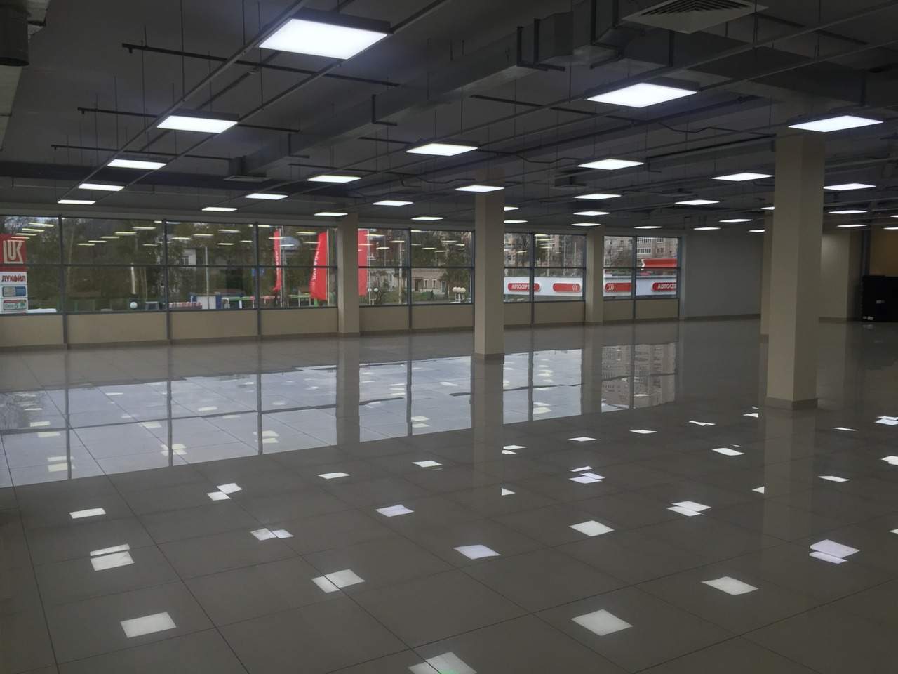 центр домашнего мира урицкого воронеж. торговая площадь. сдаем торговый комплекс. коммерческое помещение. цдм воронеж улица урицкого 70.