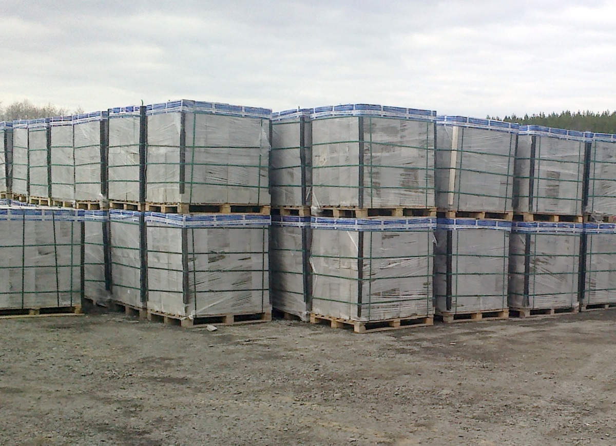 1 кубометр пеноблока. Пенобетонный блок 300 кг,м3. Газоблок куб. 1 кубометр пеноблока. Сколько в 1 кубе квадратных метров пеноблоков.