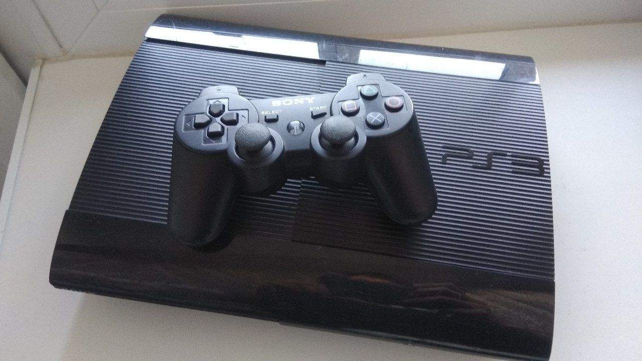Пс 3 500гб. Sony ps3 slim. Ps3 slim 2008b внутри. Slim 3к ps3. Playstation 3 super slim.