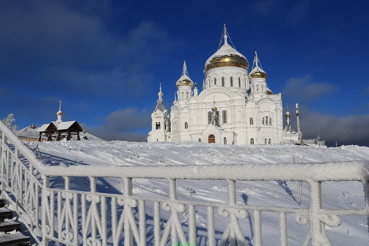 Экскурсия в Белогорский монастырь