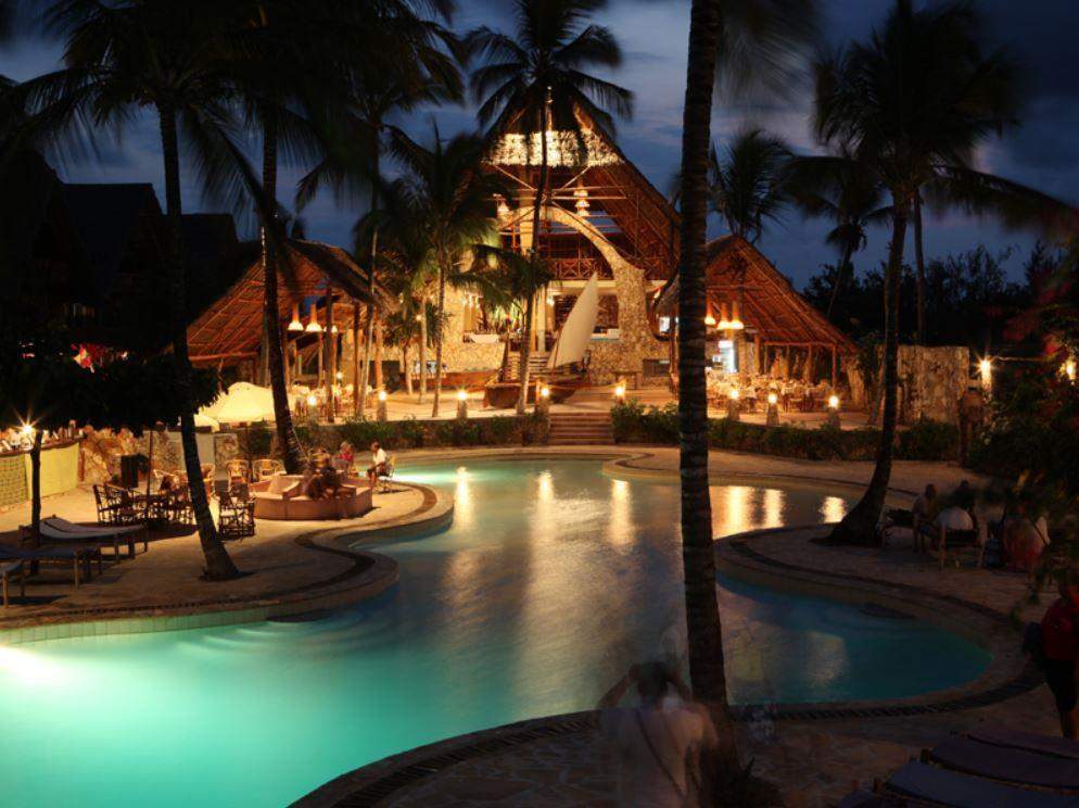 Reef and Beach Resort 3 Занзибар