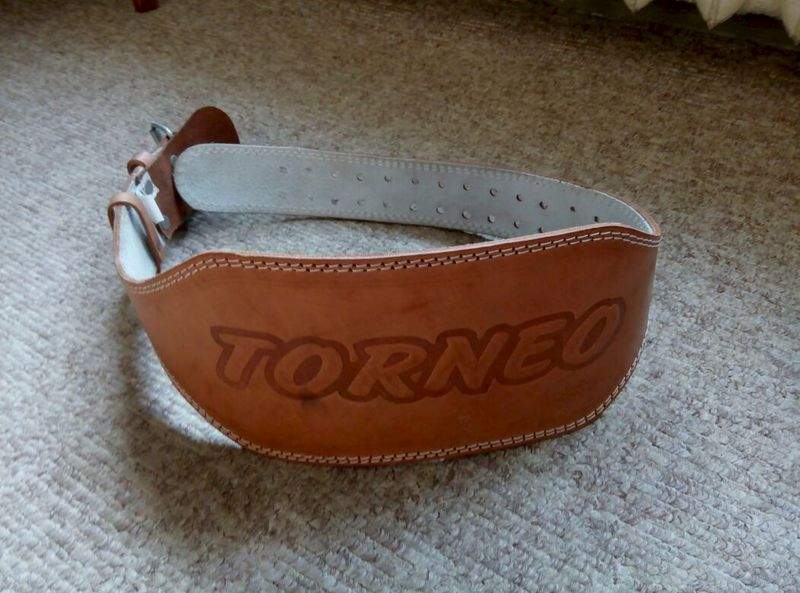 Тяжелоатлетический пояс Torneo